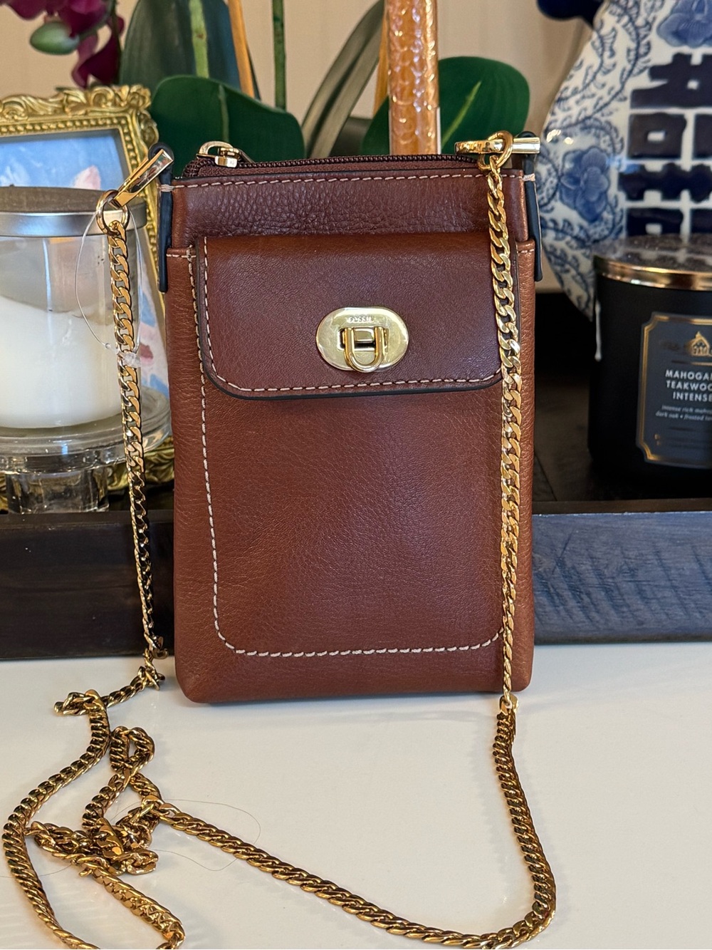 🤎 NWOT FOSSIL WOMEN’S HARPER LEATHER PHONE CROSSBODY BAG!